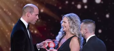 Who Cares Wins Awards 2021. HRH Duke of Cambridge presents The 999 Hero to Paramedics Deena Evans and Mick Hipgrave .